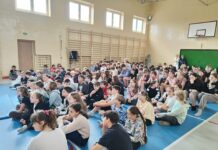 Bezpieczne wakacje – spotkanie z funkcjonariuszem Policji w „Dziewiątce”