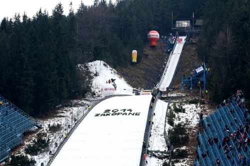 Hayboeck najlepszy w kwalifikacjach, jedenastu Polaków w niedzielnym konkursie