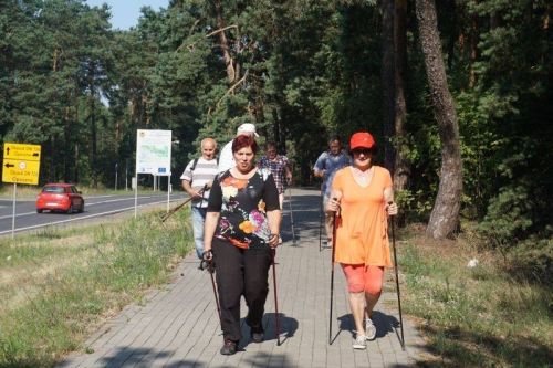 Rajd pieszo-rowerowy seniorów z Powiatowego Stowarzyszenia Emerytów, Rencistów i Inwalidów