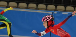 Zawody pełne emocji na torze i szerokich uśmiechów na mecie