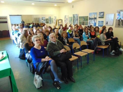 O wojennych zniszczeniach Warszawy