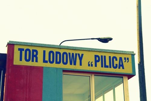 Pogoda blokuje lodowisko