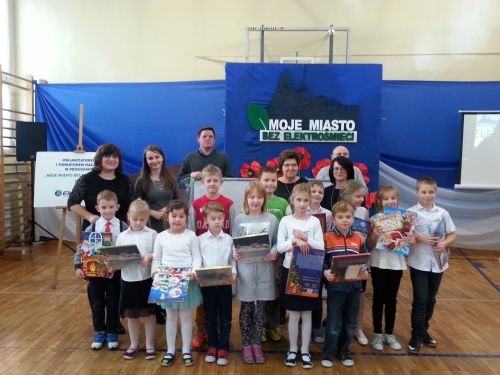 Szkoła Podstawowa nr 14 z kolejną tablicą multimedialną