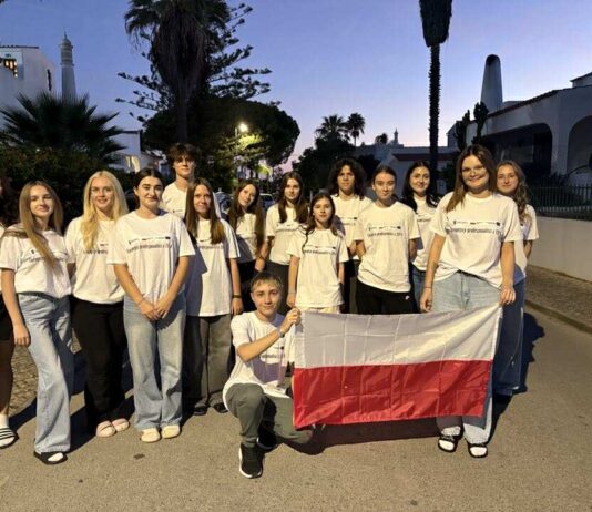 Europejscy profesjonaliści z ZSP nr 8 – uczniowie na praktykach w portugalskim Faro