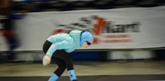 Rywalizowali w Mikołajkowych Zawodach w Łyżwiarstwie