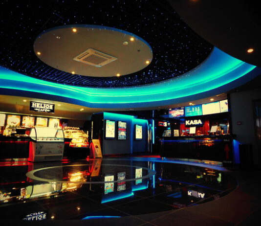 Emocjonujący repertuar kin Helios