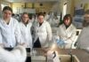 Lekcja chemii w laboratorium – wyjazd uczniów ZSP Nr 8 na Uniwersytet Łódzki