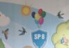 Różowe skrzyneczki w SP Nr 8