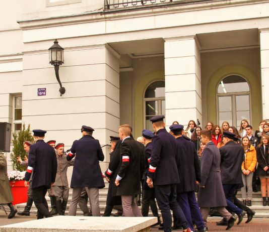 Rekonstrukcja historyczna z udziałem Ignacego Paderewskiego i Józefa Piłsudskiego