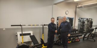 Tomaszowska policja otrzymała nowe radiowozy oraz odnowioną siłownię