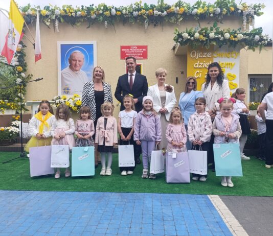 Jubileusz 20-lecia nadania imienia Jana Pawła II Przedszkolu nr 9