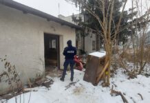 Policjanci uratowali 32-latka przed wychłodzeniem
