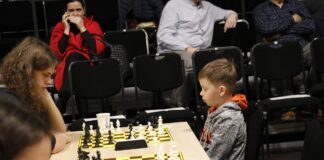 Piotr Fangrat zdobywcą pucharu w II Powiatowym Turnieju Szachowym